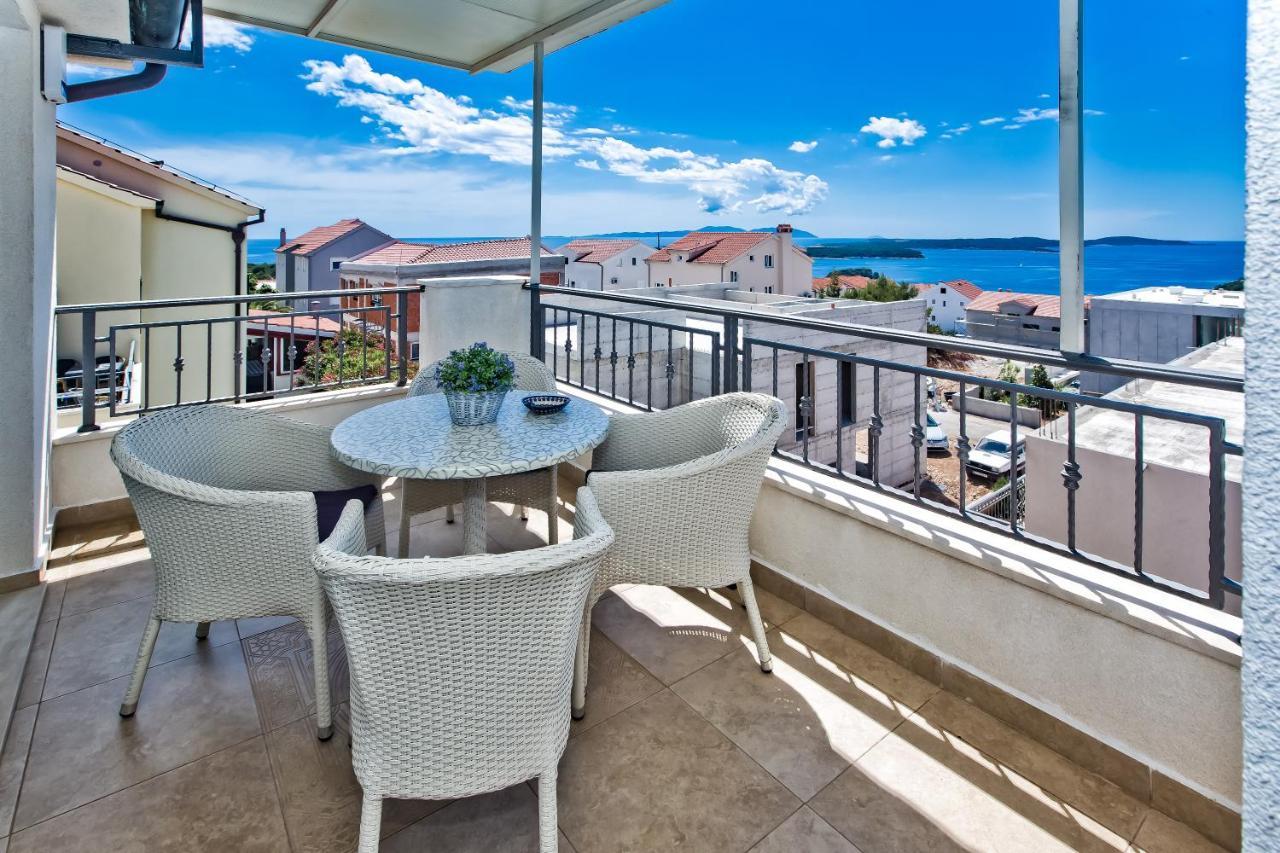Relaxing Holiday Sunset Apartment Hvar Town Extérieur photo